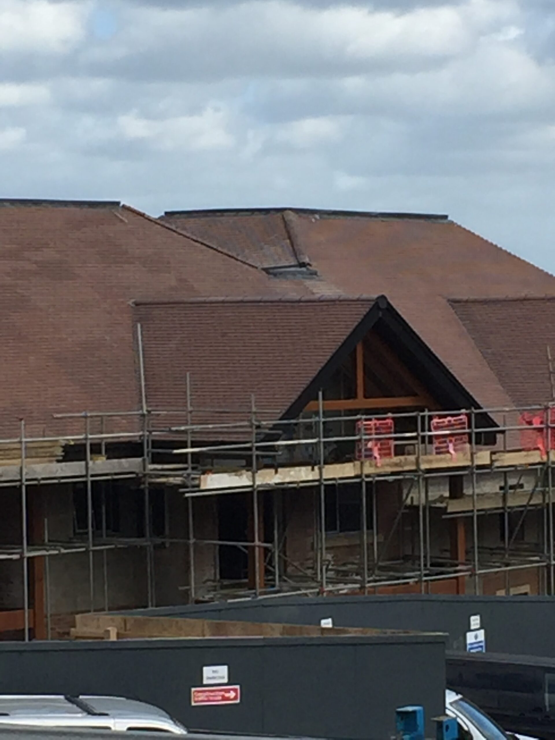 South Chailey: Apartment block Roofs